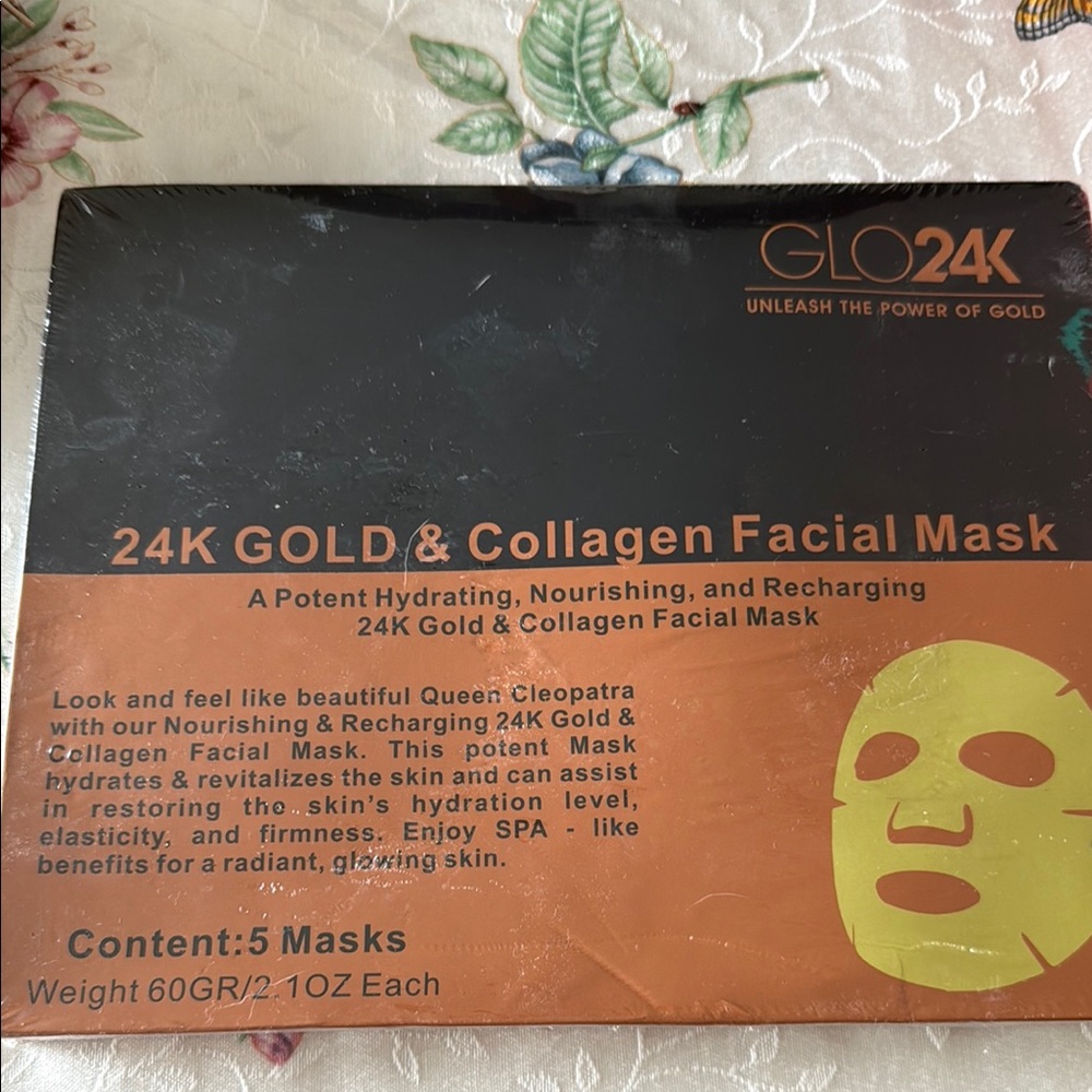 Black and Gold Skincare Mask with 24K Gold and Collagen